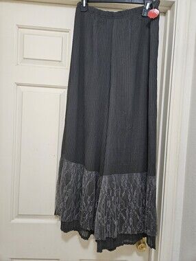 Pretty Good Pleated Maxi Pants - Charcoal